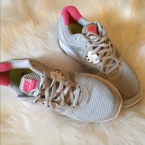 Nike Lunarlon Sneakers💓